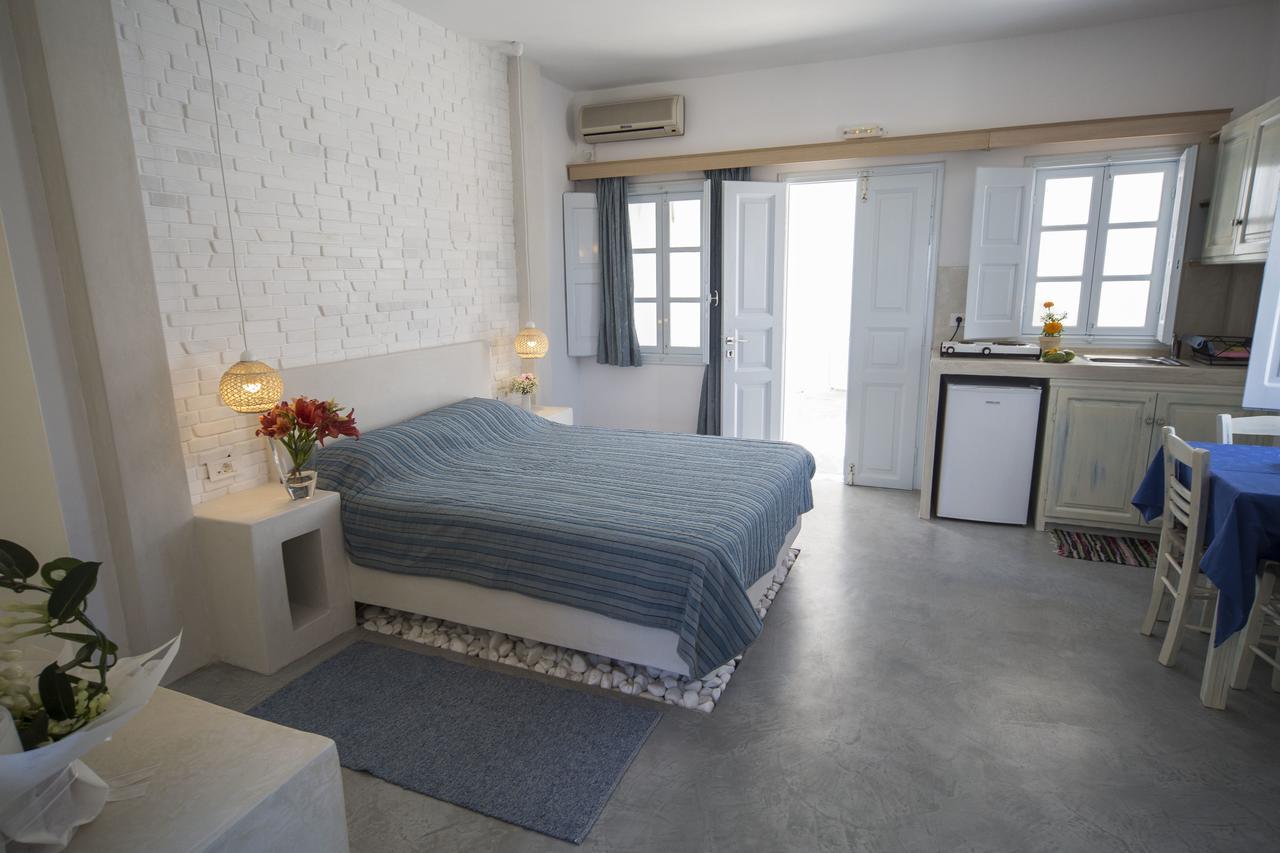 Ianthe Apartments & Villa Oia  Exterior photo