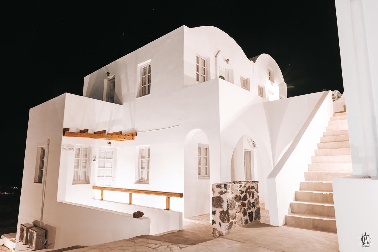 Ianthe Apartments & Villa Oia  Exterior photo